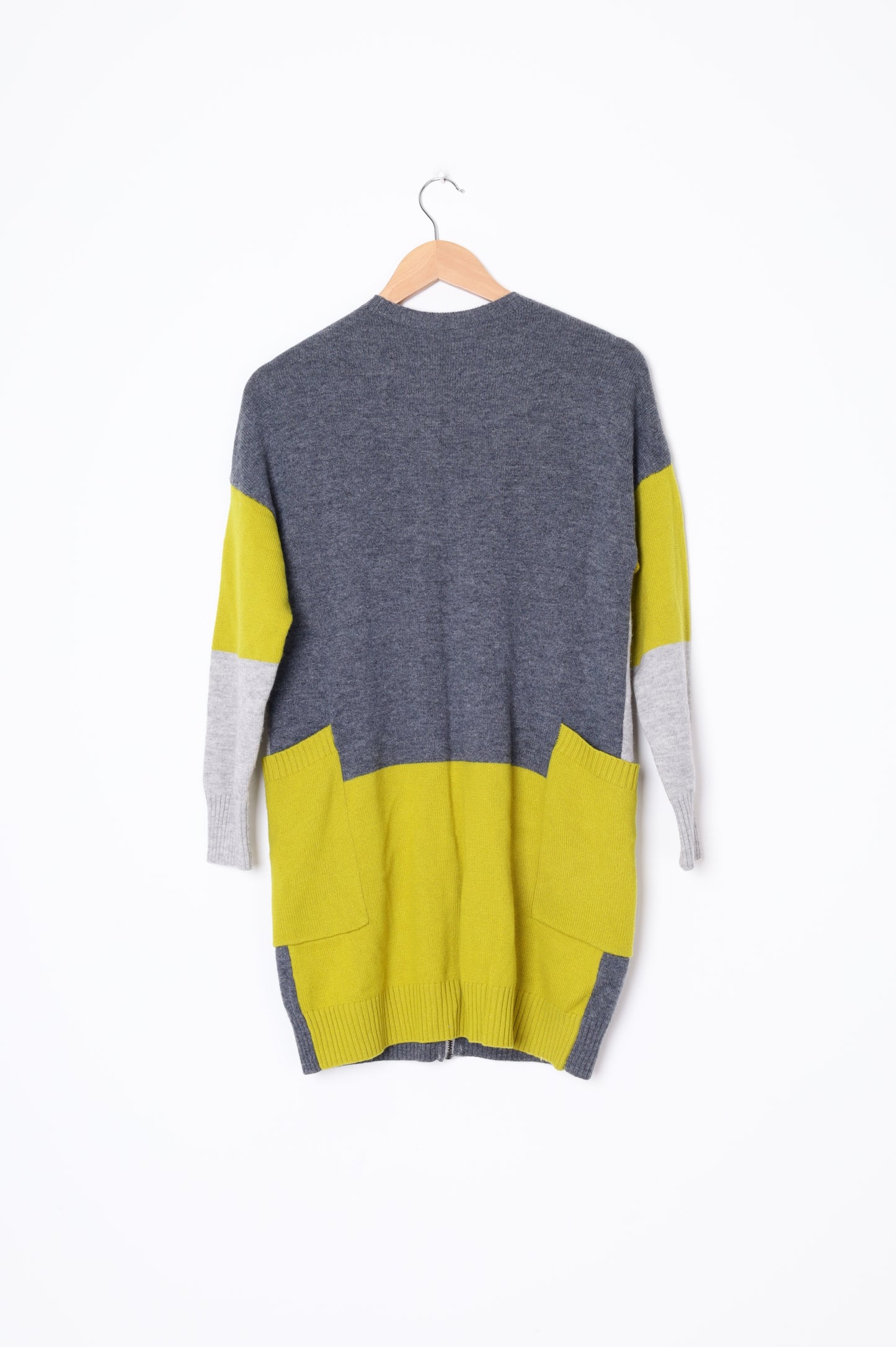 Caroline Womens Grey Cardigan Size 6