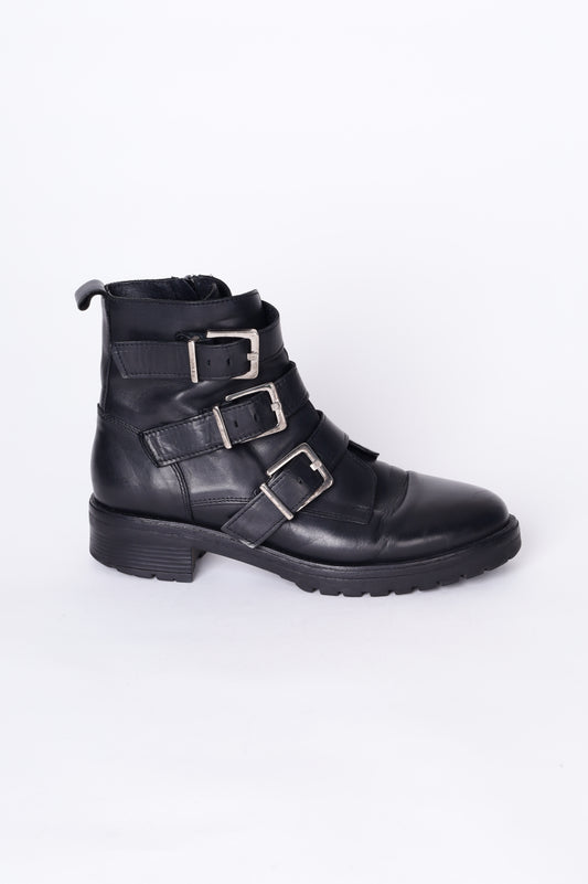 Isabella Anselmi Womens Black Boots  Size EU 42