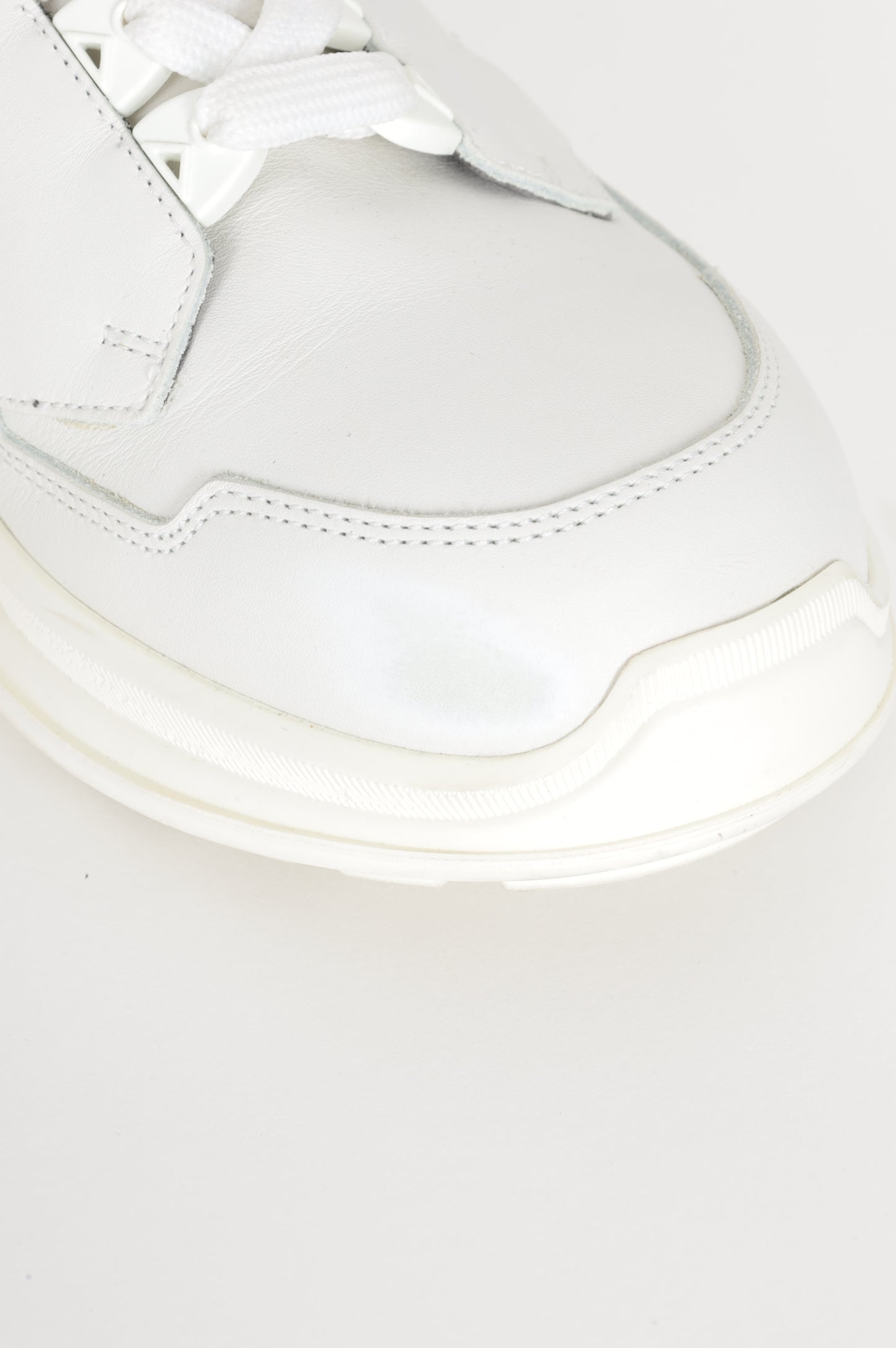 Prada Mens White Sneakers Size EU 40