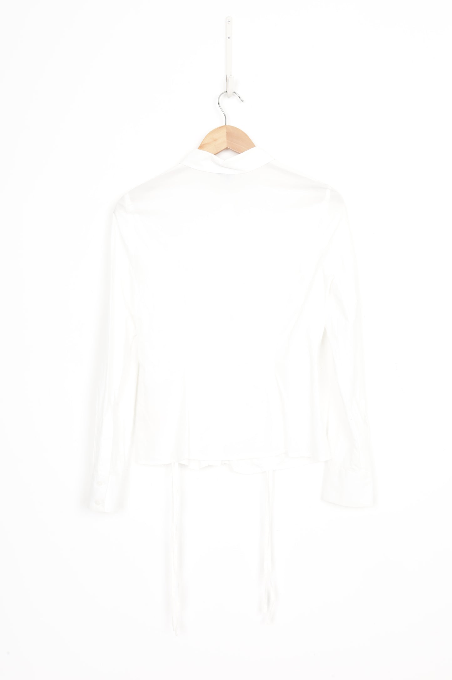 Cue Womens White Shirt Size 8