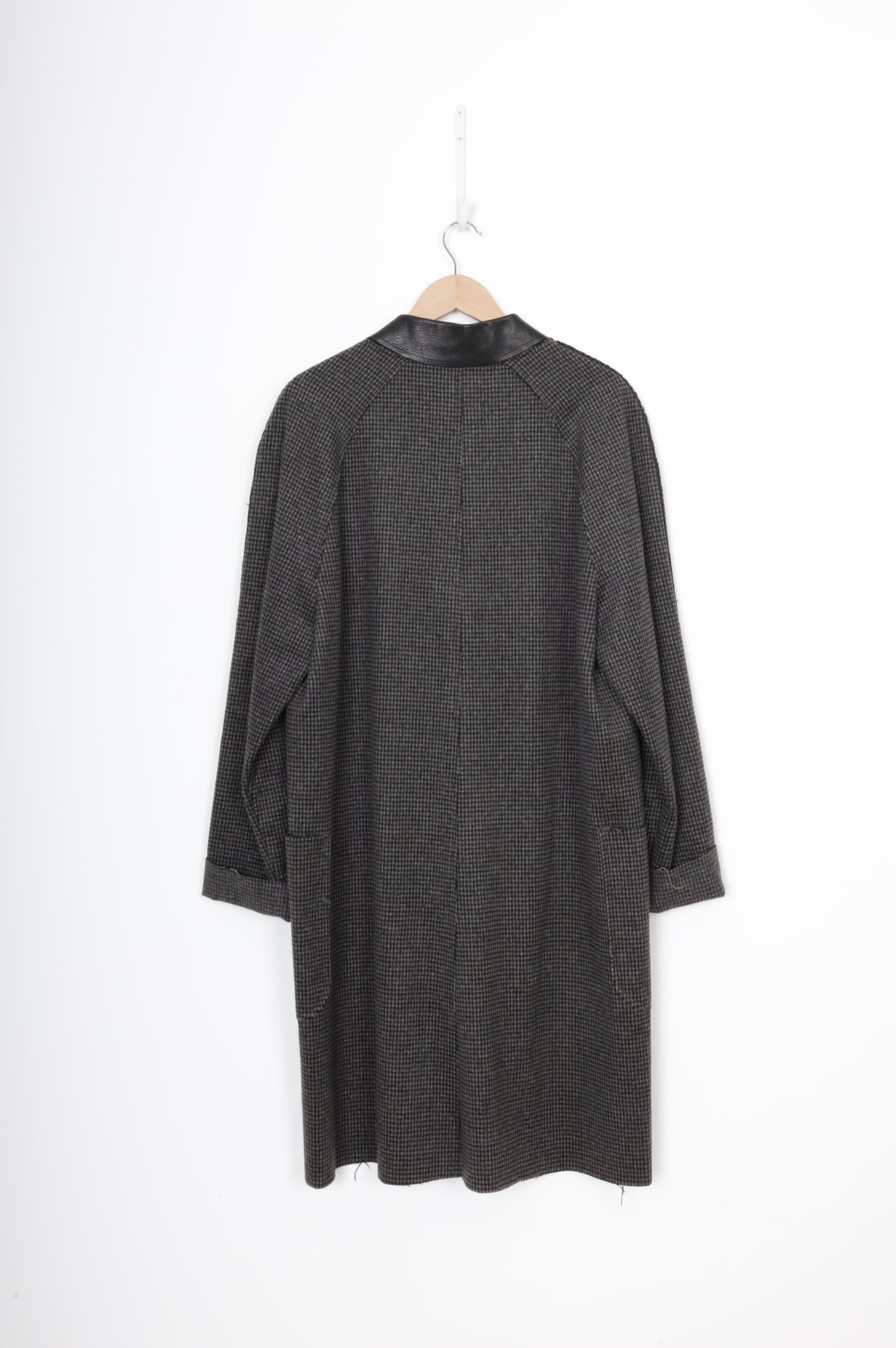Zambesi Mens Grey Coat Size 1