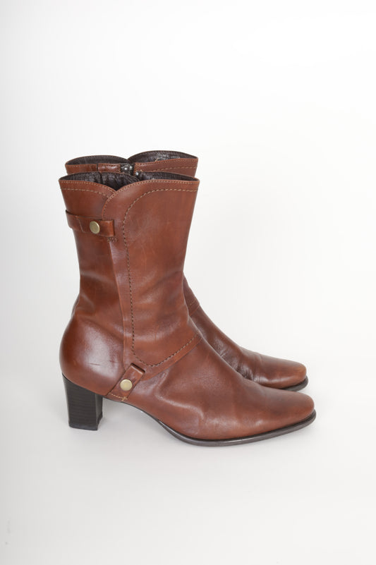Overland Womens Brown Boots  Size EU 39