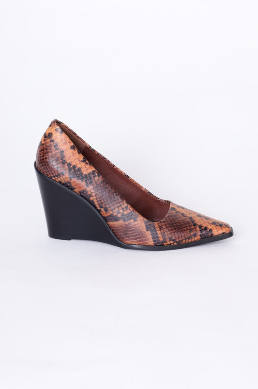 Wittner Womens Brown Shoes Size EU 39