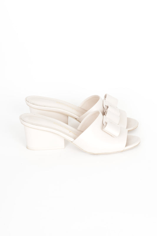 Salvatore Ferragamo Womens Cream Shoes Size EU 36