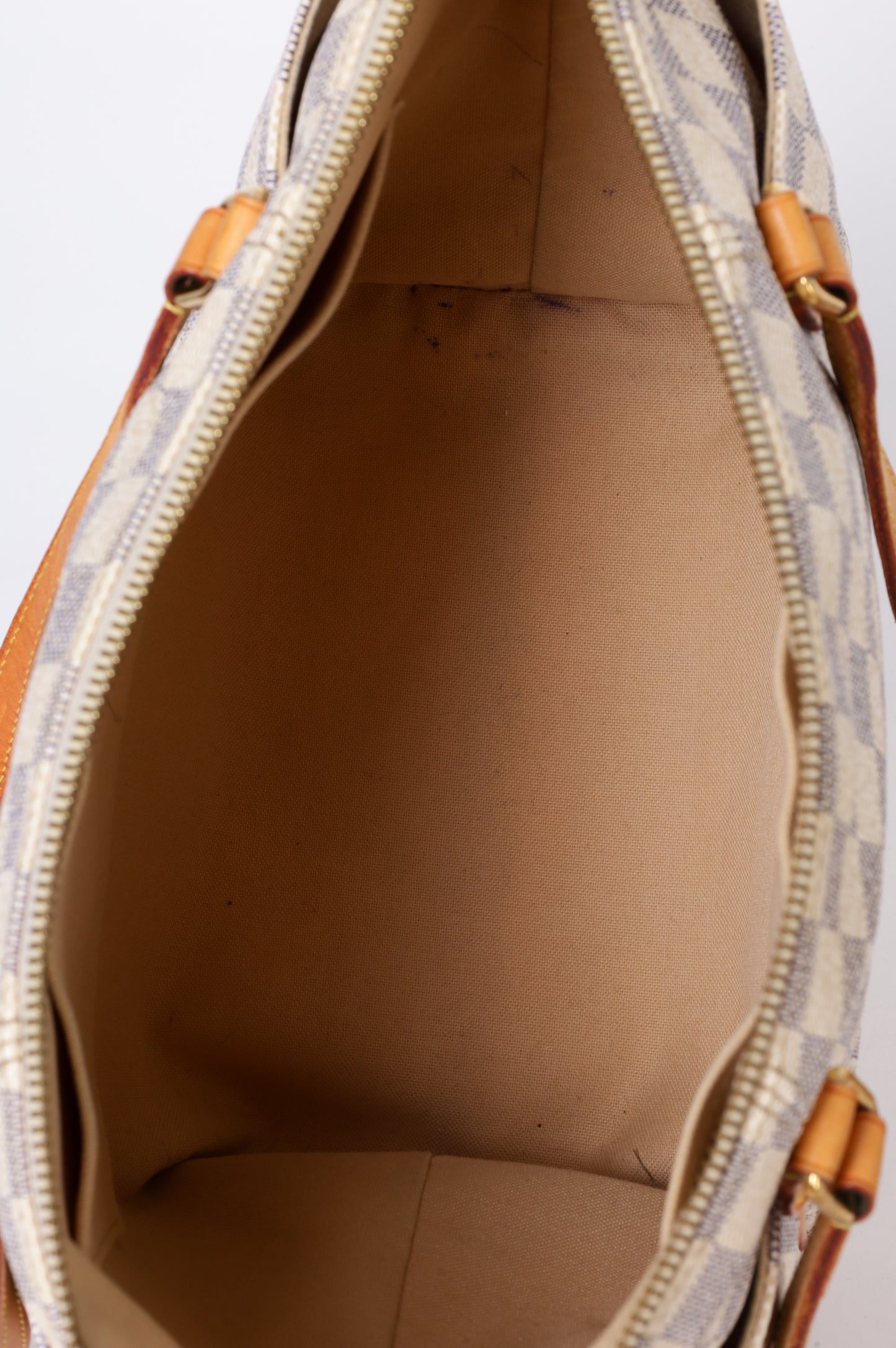 Louis Vuitton Womens Cream Bag Size O/S