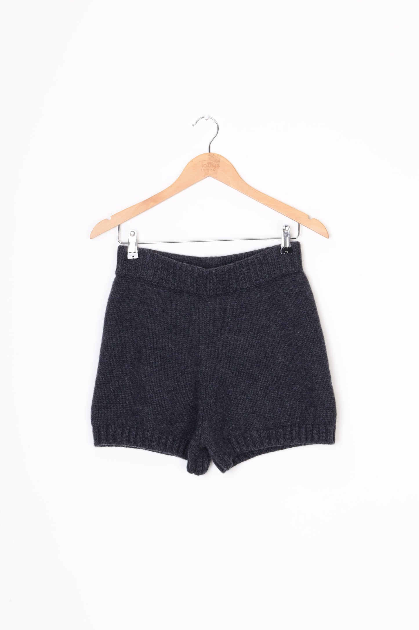 Chic Joc Womens Grey Shorts Size 36