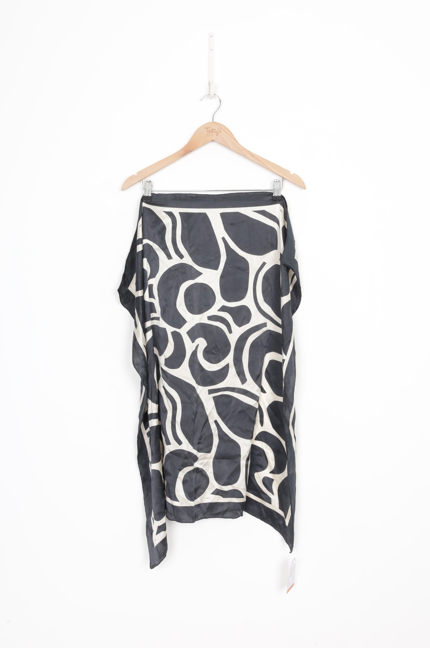 No Label Womens Black Scarf Size O/S