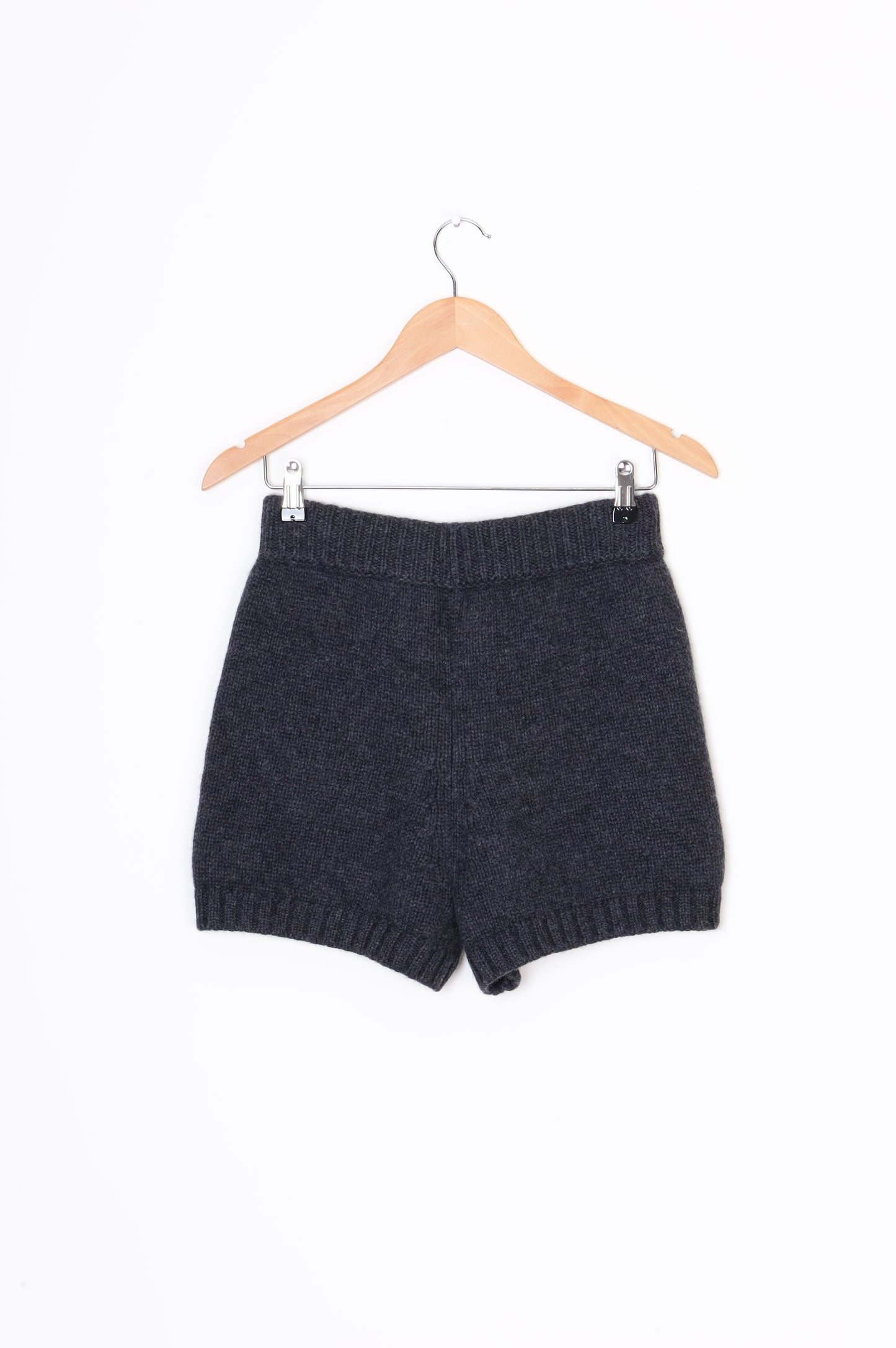 Chic Joc Womens Grey Shorts Size 36
