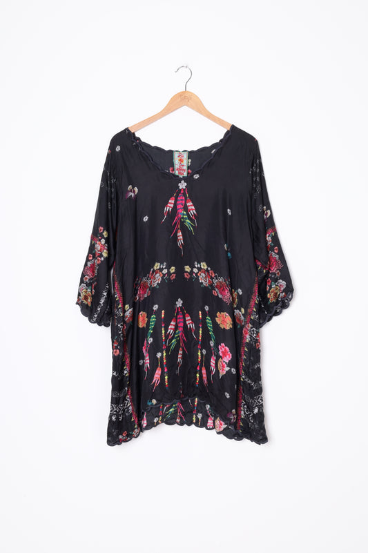 johnny was Womens Black Top Size L