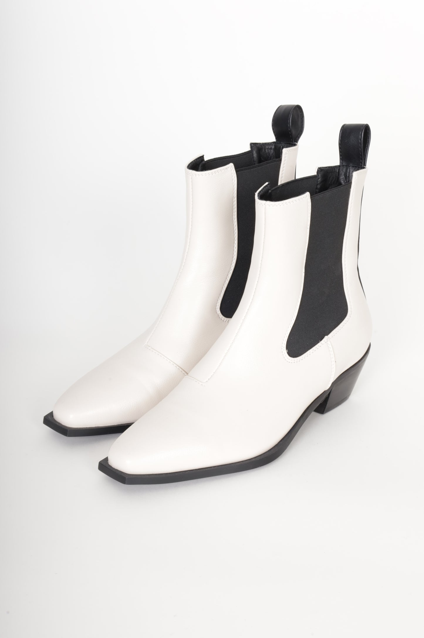 Billini Womens White Boots  Size 39