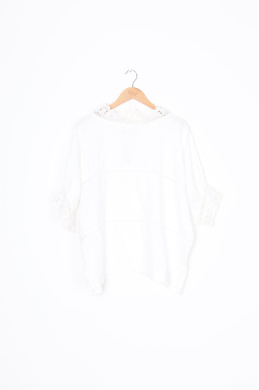 Carol Zambucka Womens White Top Size O/S