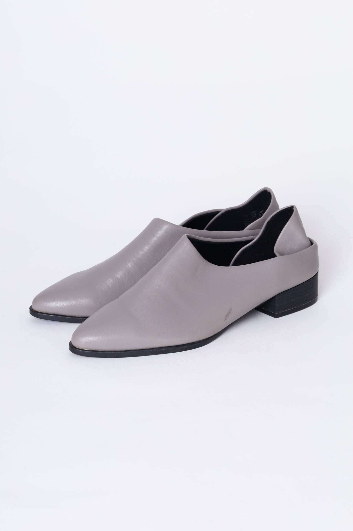 DKNY Womens Grey Shoes Size EU 36