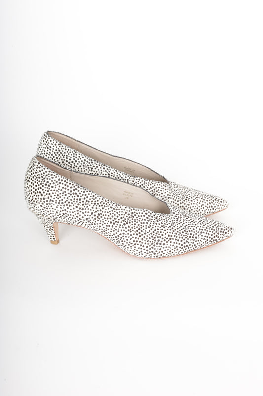 Boden Womens White Heels Size EU 39