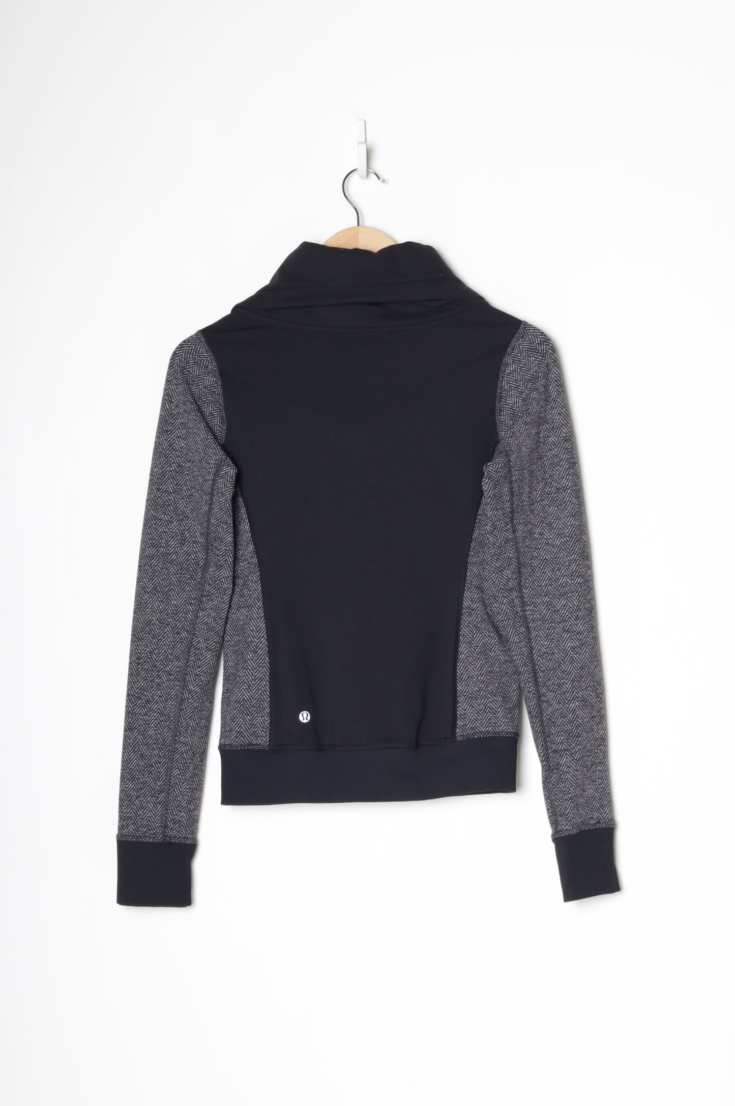 Lululemon Womens Black Jacket Size 6