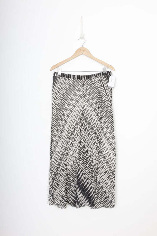 K Derby Womens Black Skirt Size L
