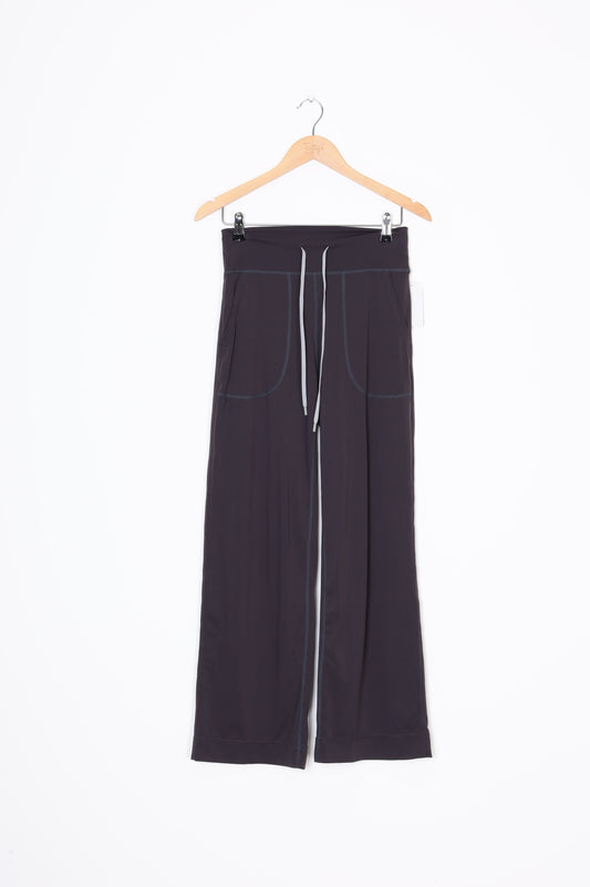 Lululemon Womens Grey Pants Size SP