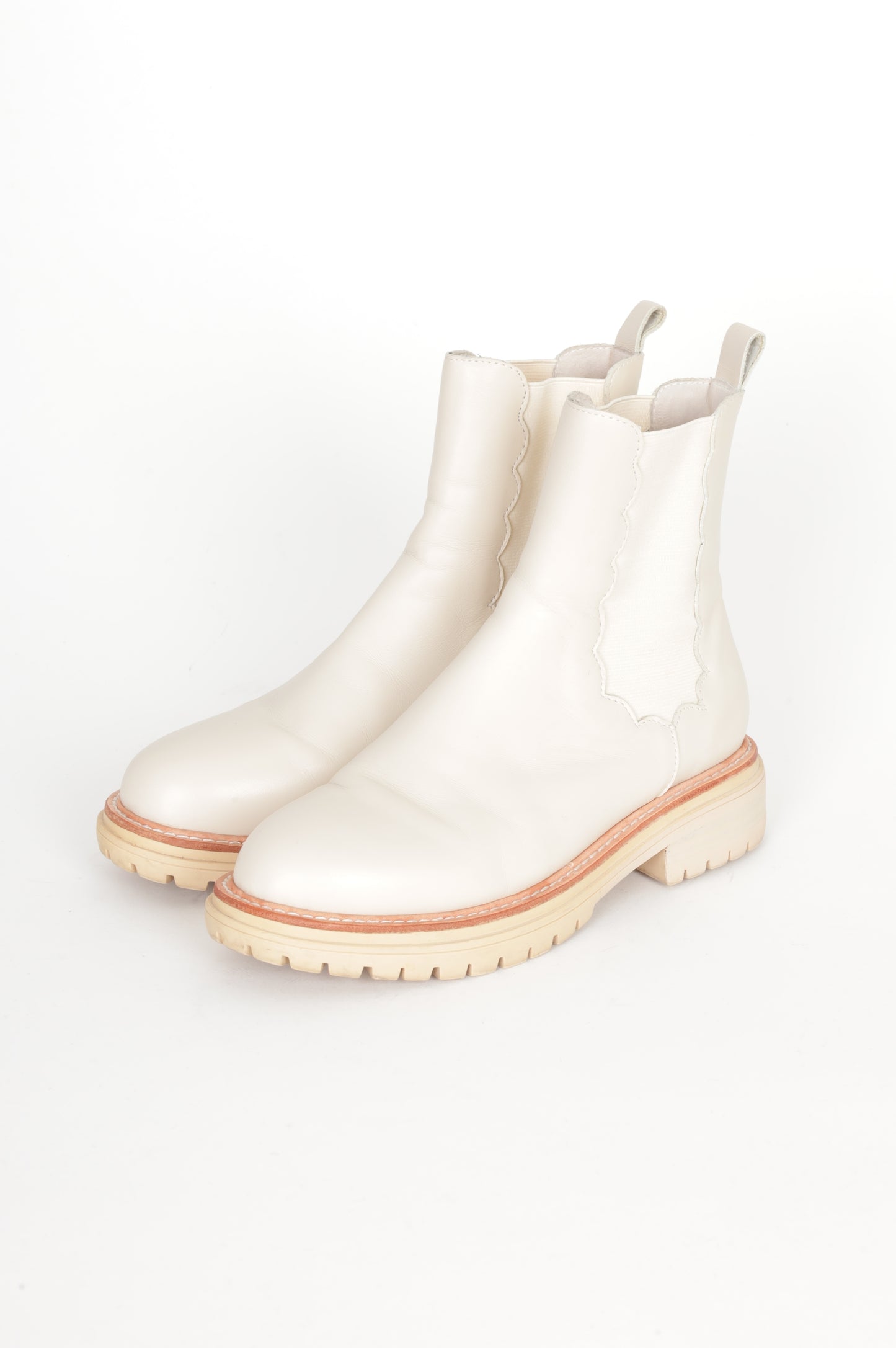 Walnut Melbourne Womens Beige Boots  Size EU 37