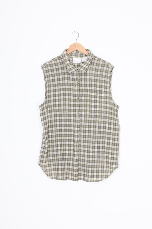 Above Average Womens Green Shirt Size 22