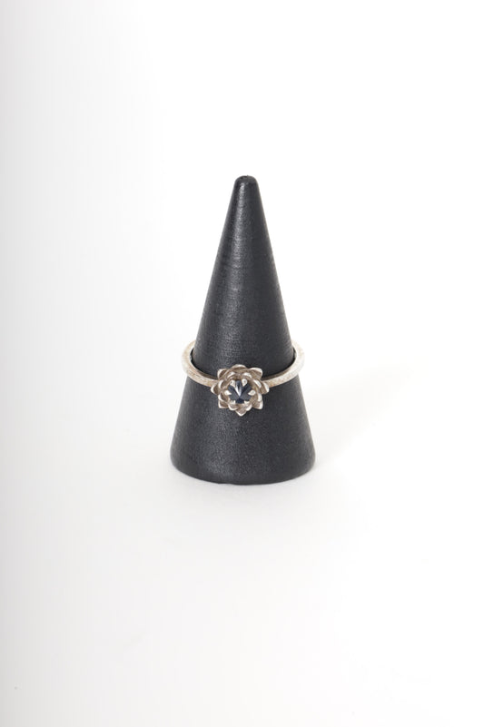 Meadowlark Womens Silver Ring Size 7.5