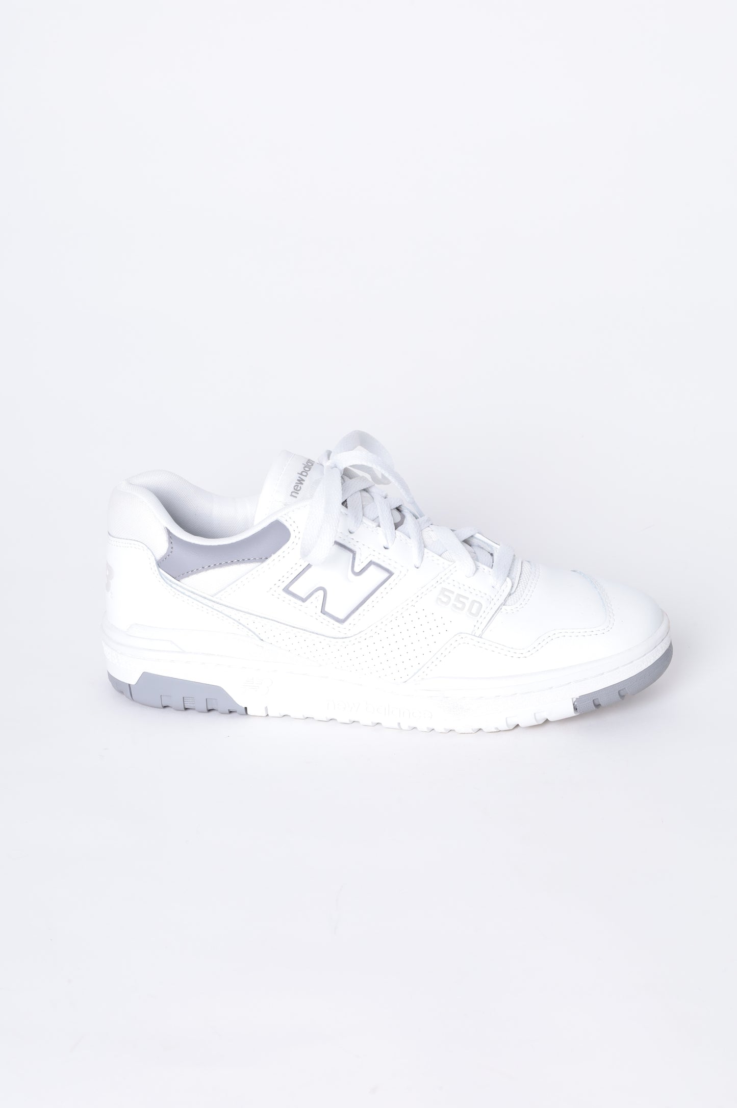 New Balance Mens White Shoes Size EU 43