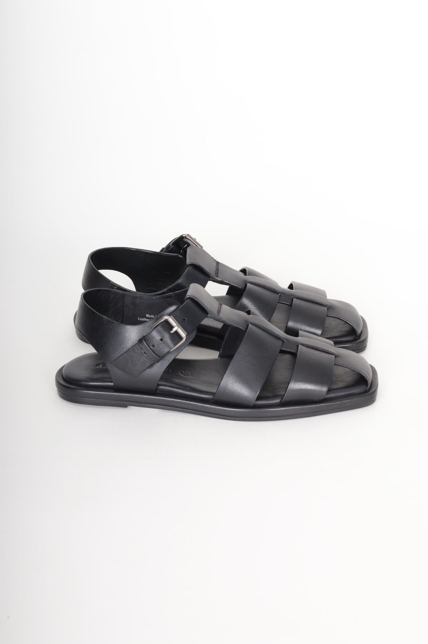 Assembly Label Womens Black Shoes Size EU 36