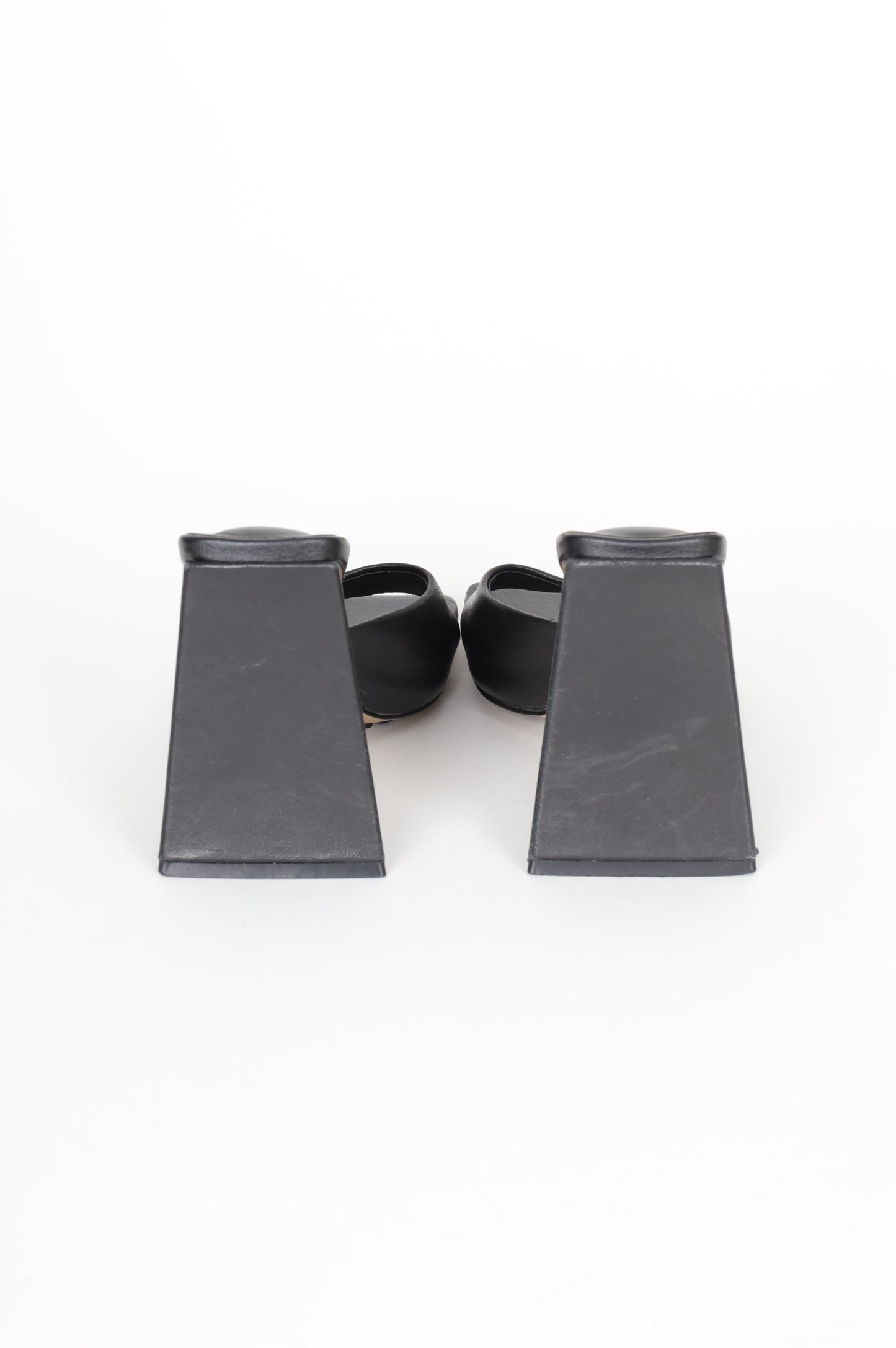 Alias Mae Womens Black Heels Size EU 38