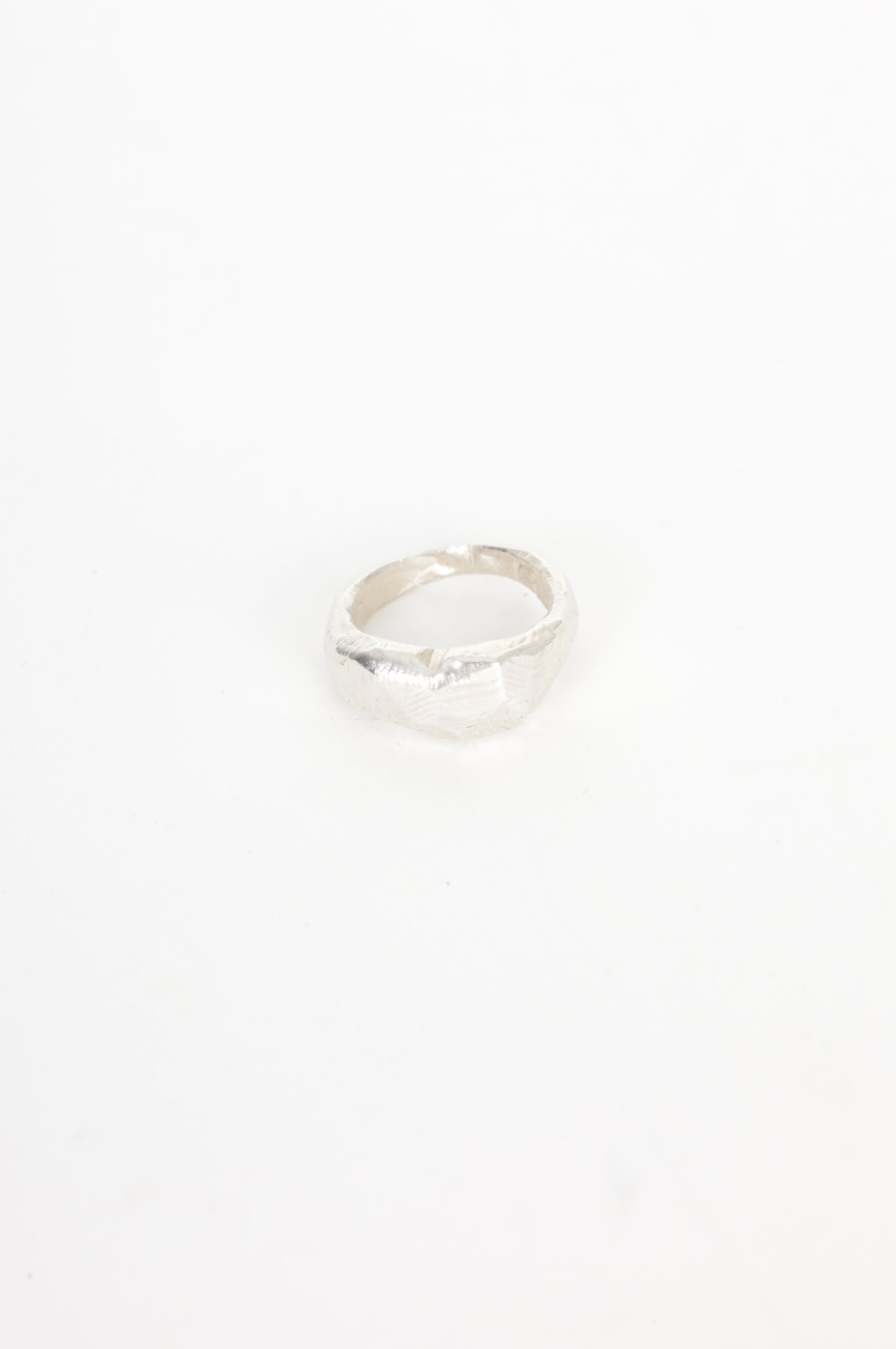 Harriet Xooj Womens Silver Ring Size 4