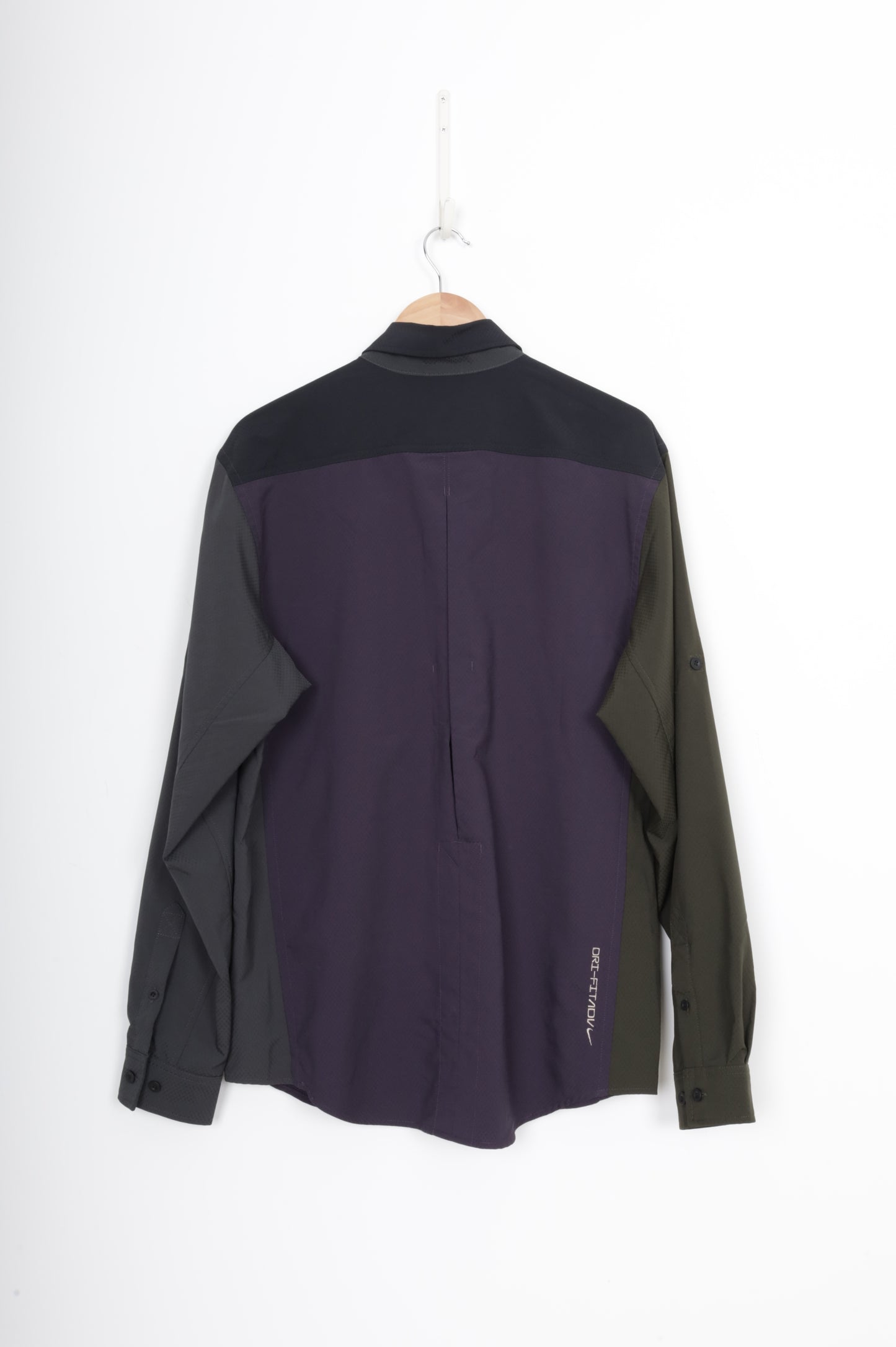 Nike ACG Mens Purple Shirt Size M