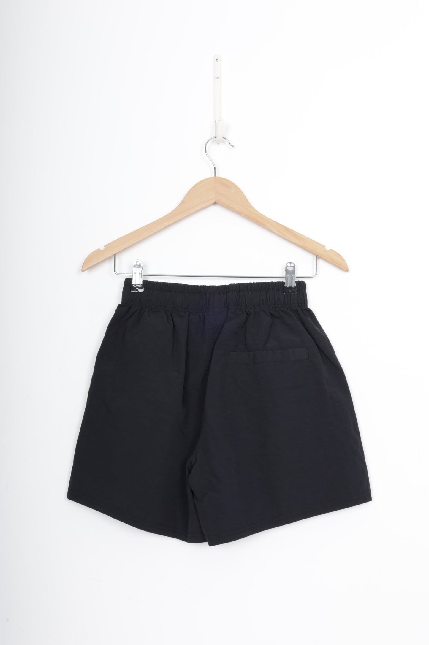 Born2win Womens Black Shorts Size 2