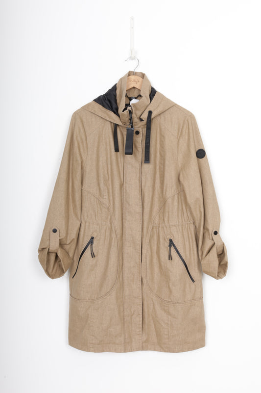 District Mens Beige Coat Size 14