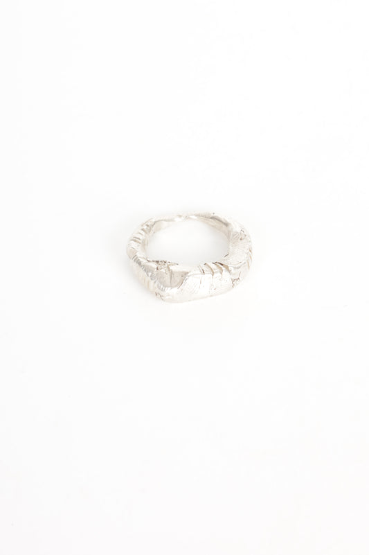 Harriet Xooj Womens Silver Ring Size 4