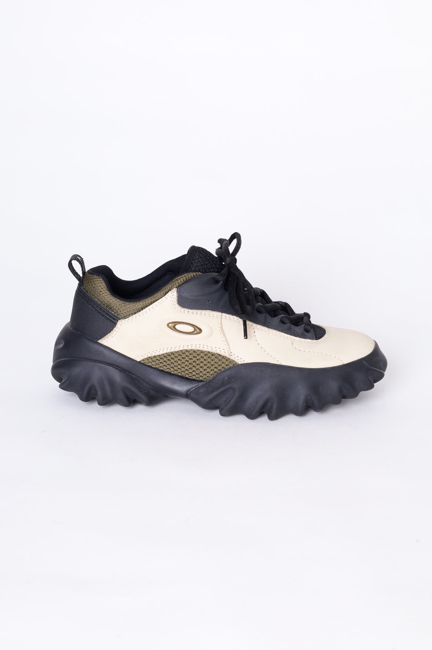 Oakley Unisex Beige Sneakers Size EU 41