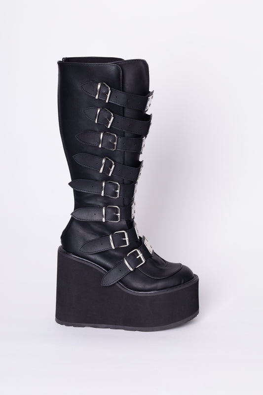 Demonia Womens Black Boots  Size EU 40