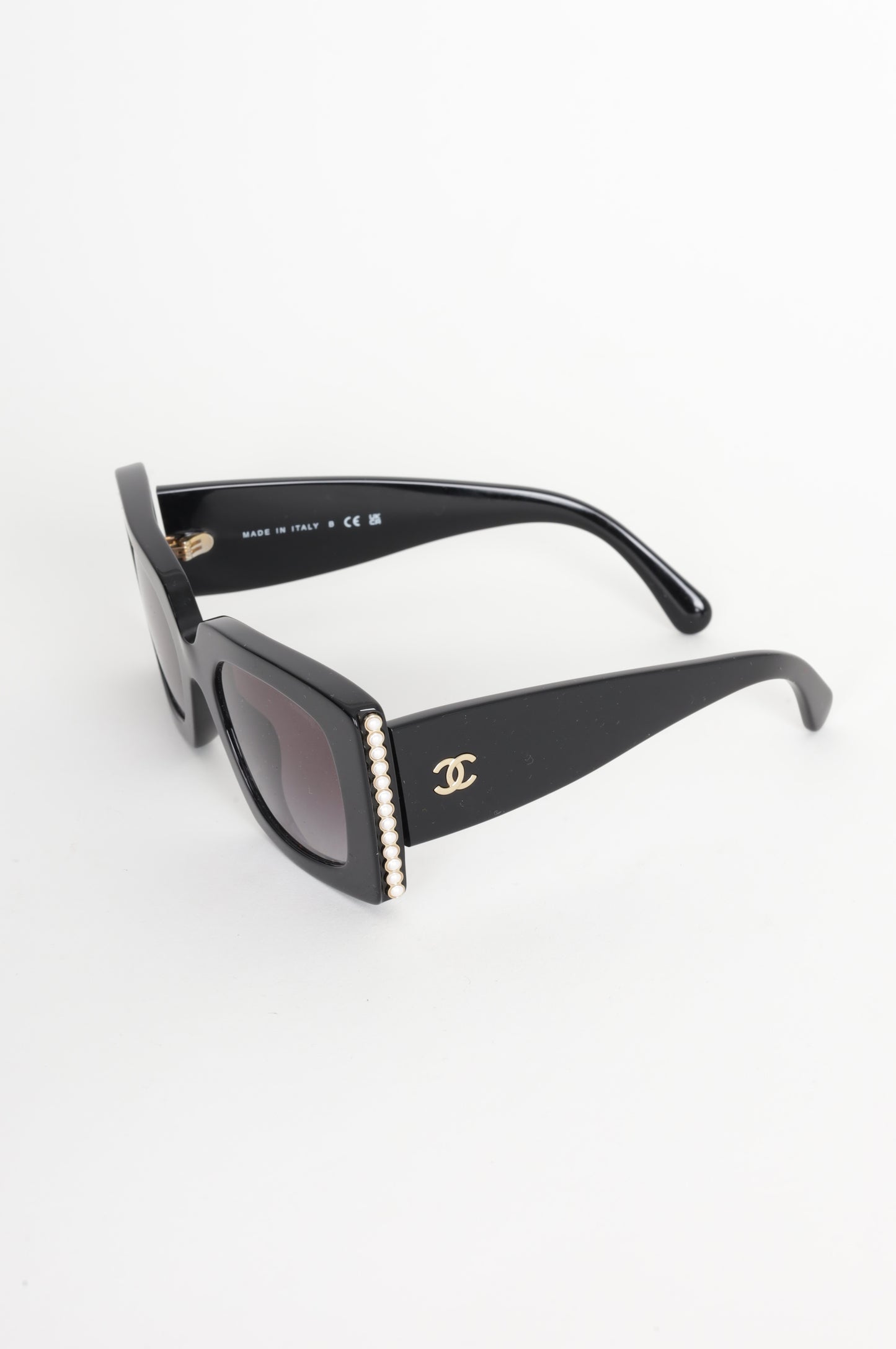 Chanel Womens Black Sunglasses Size O/S