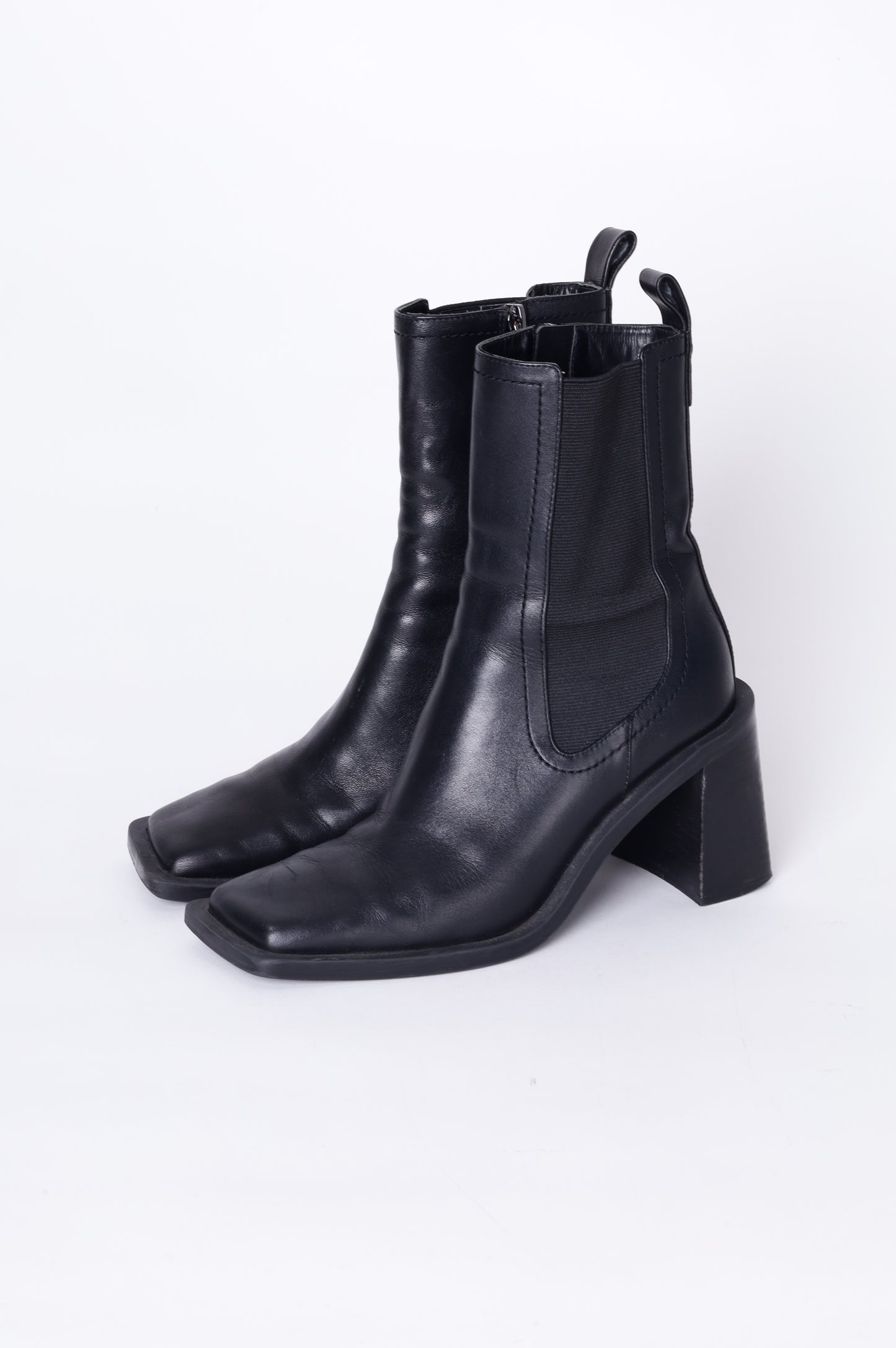Bronwyn Womens Black Boots  Size EU 38