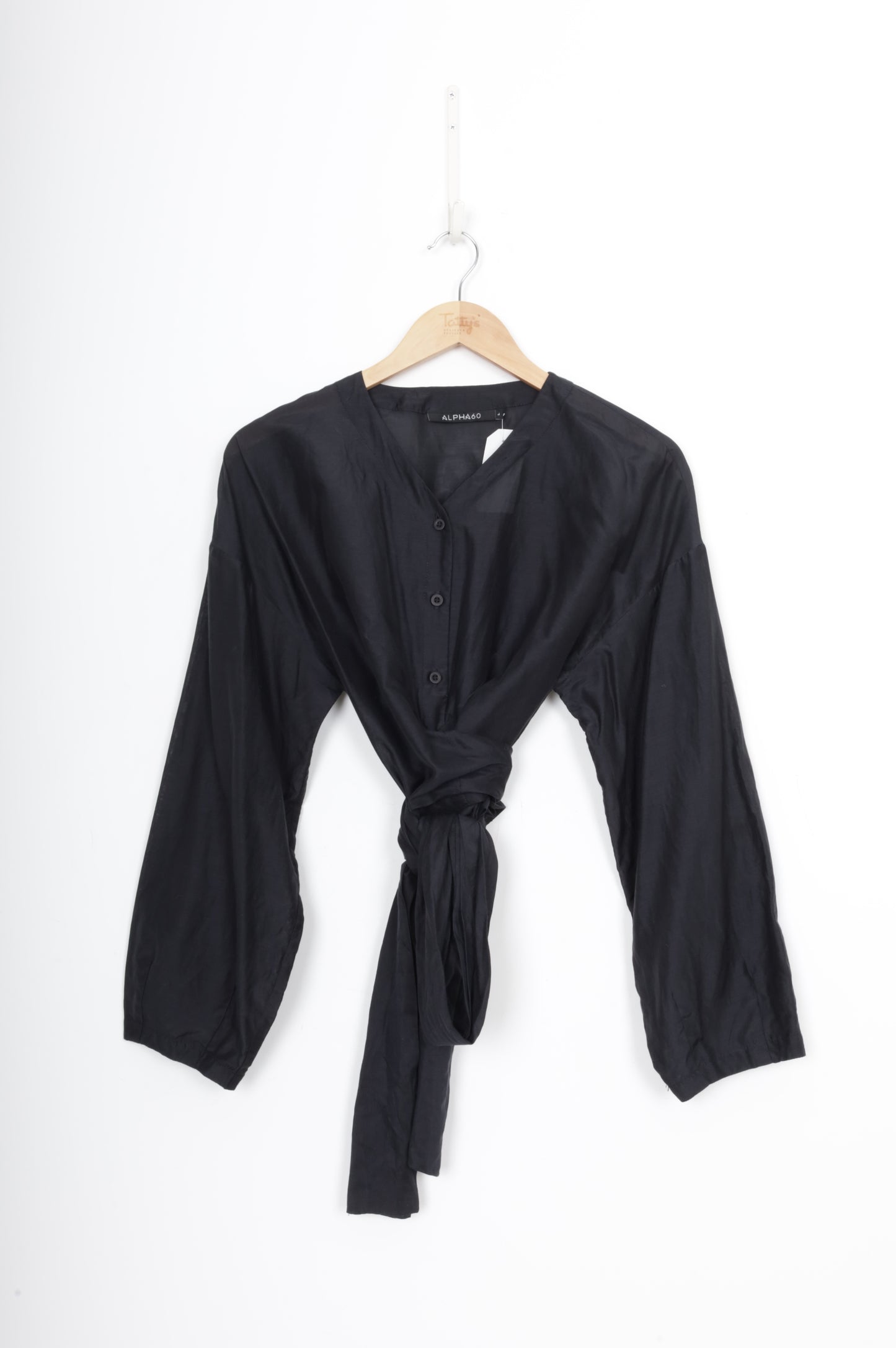 Alpha60 Womens Black Shirt Size L