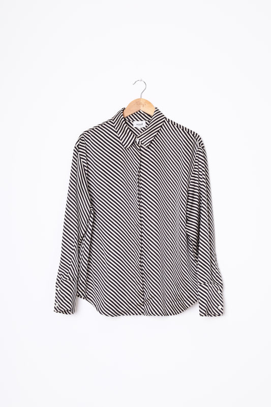 Seed Womens Black Shirt Size 12