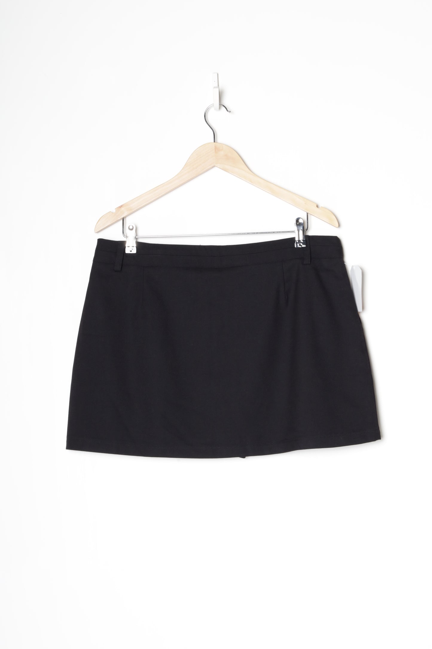 Dissh Womens Black Skirt Size 16