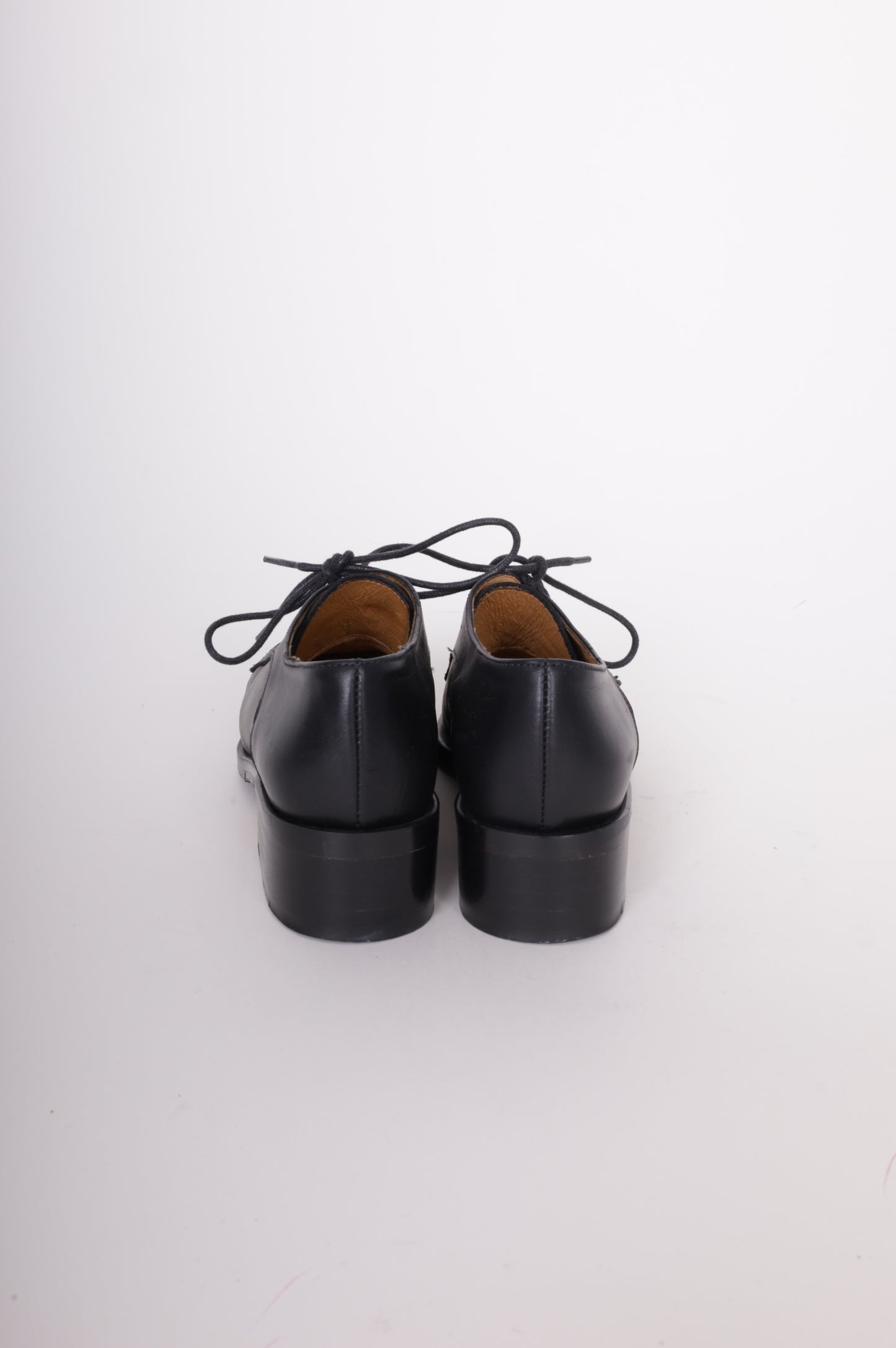 Minnie Cooper Womens Black Shoes Size 38