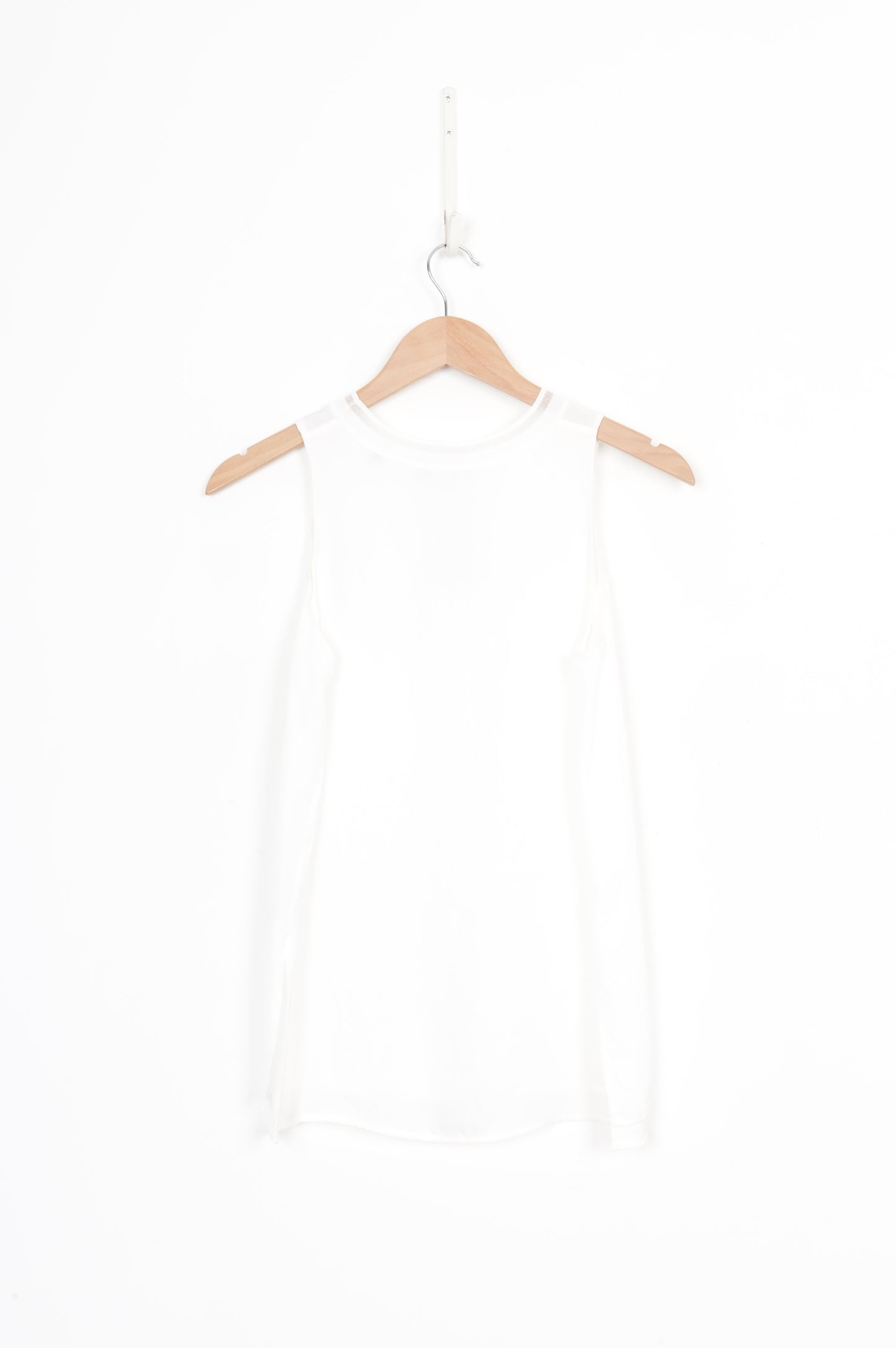 Vince. Womens White Top Size S