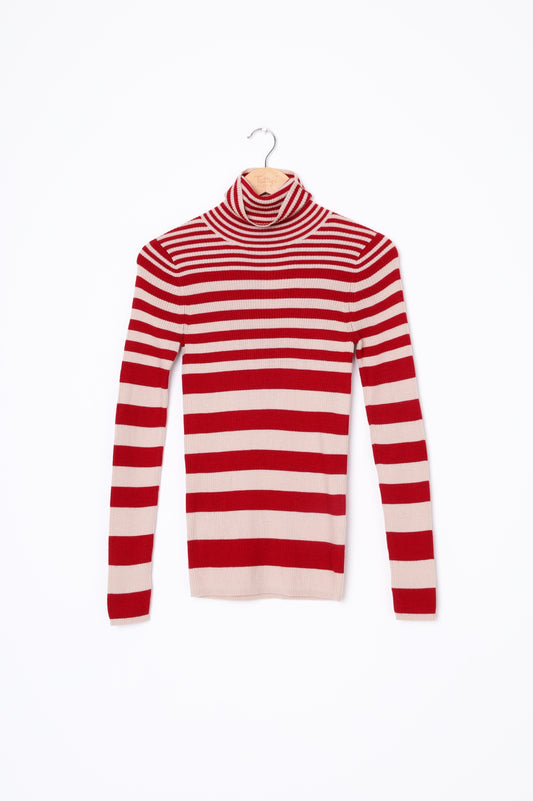 QDA Womens Red Top Size L