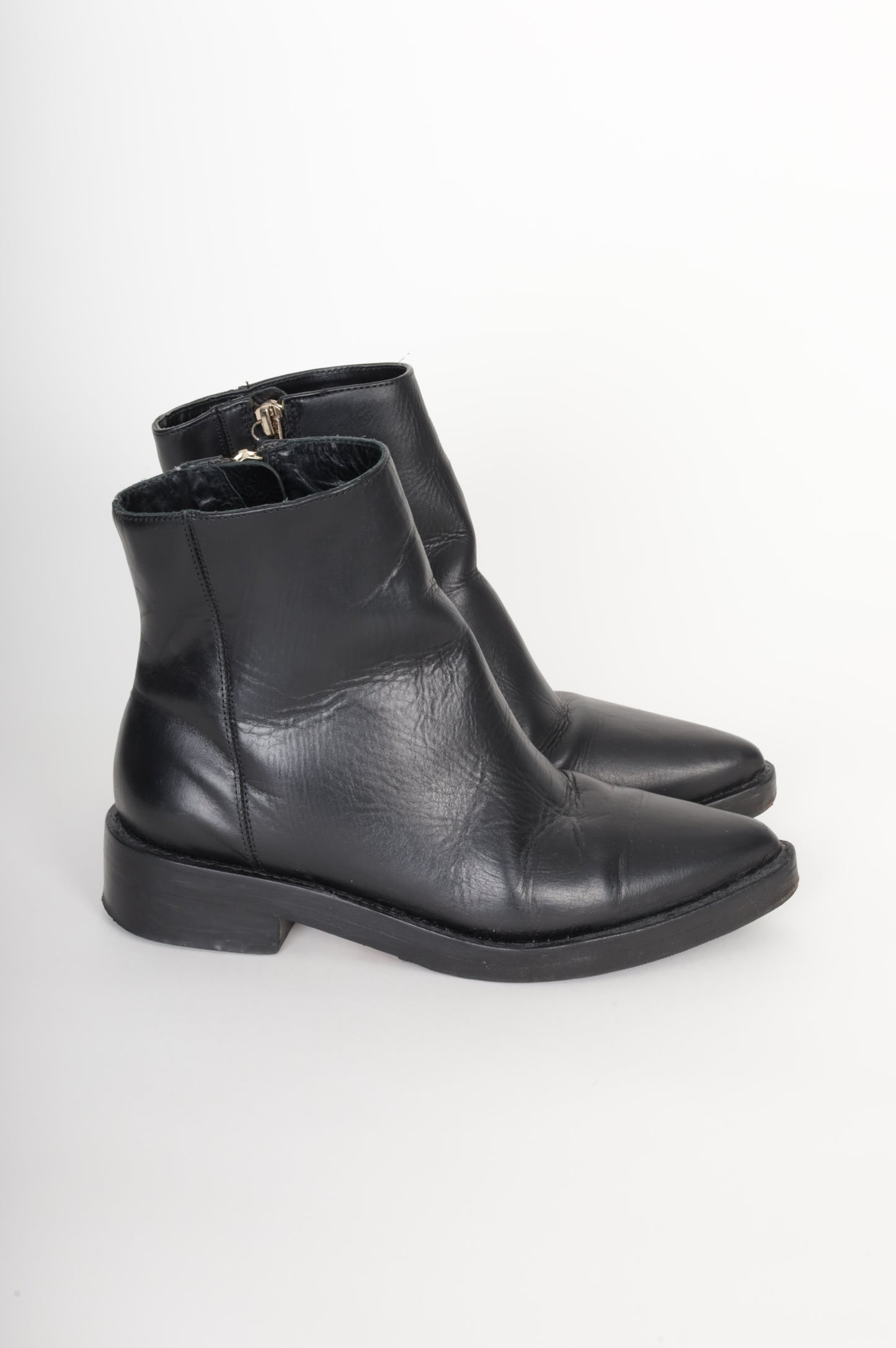 Karen Walker Womens Black Boots  Size 36