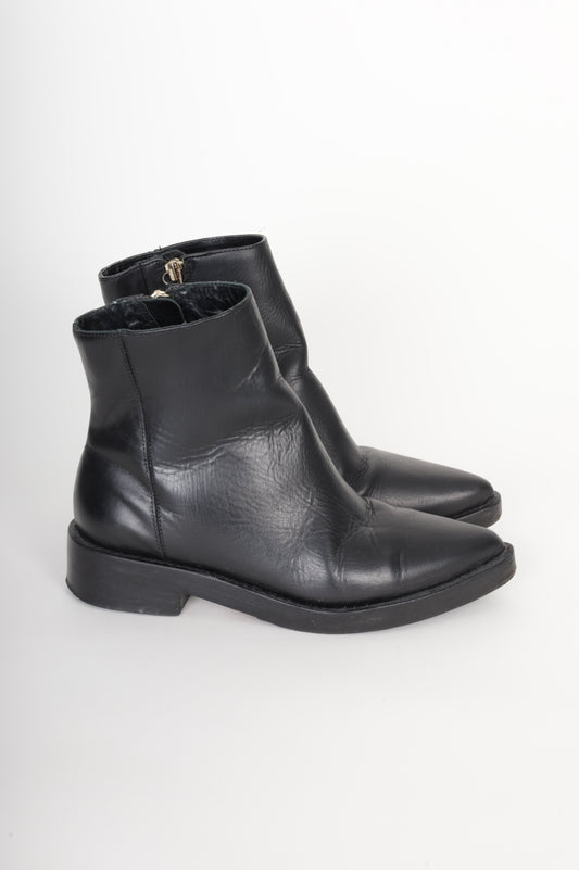 Karen Walker Womens Black Boots  Size 36